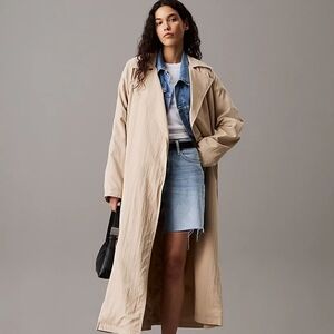 Elegant Tan Trench Coat for Women